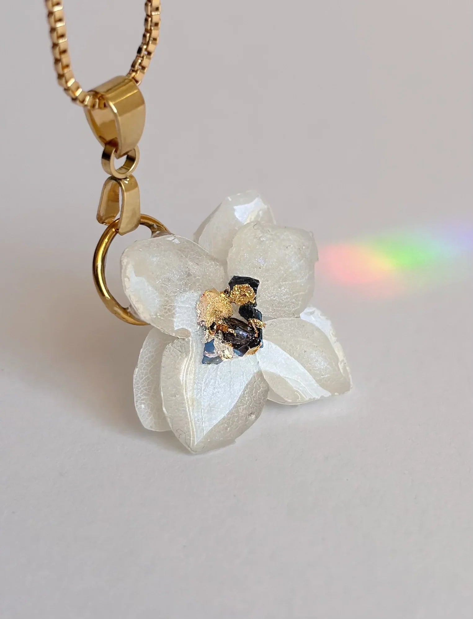 Collar de Hortensia Natural – Joya Botánica en Acero 316L 50cm