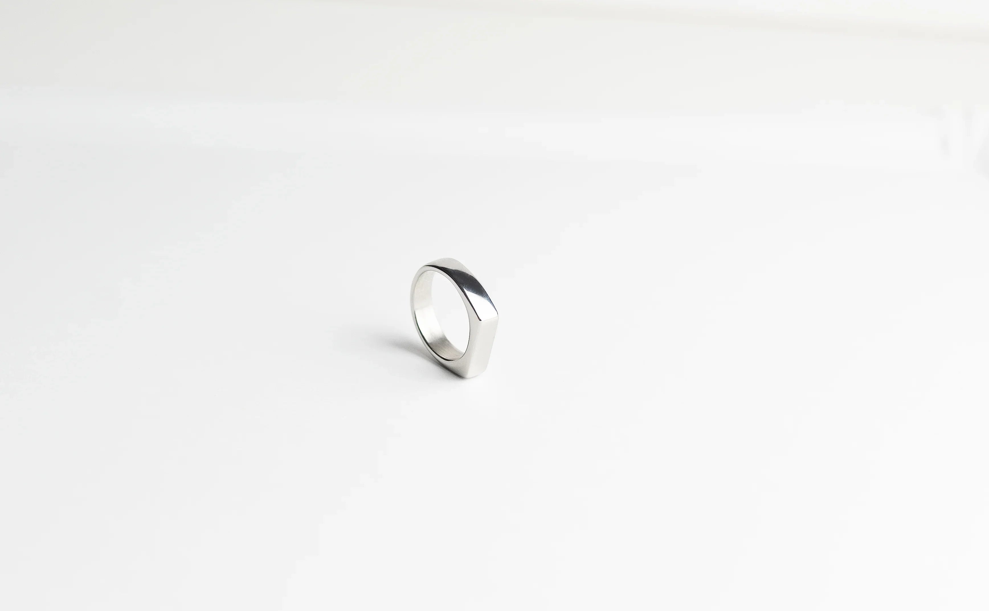 Anillo de Sello (Signet Ring) Clásico de Acero Inoxidable 316L