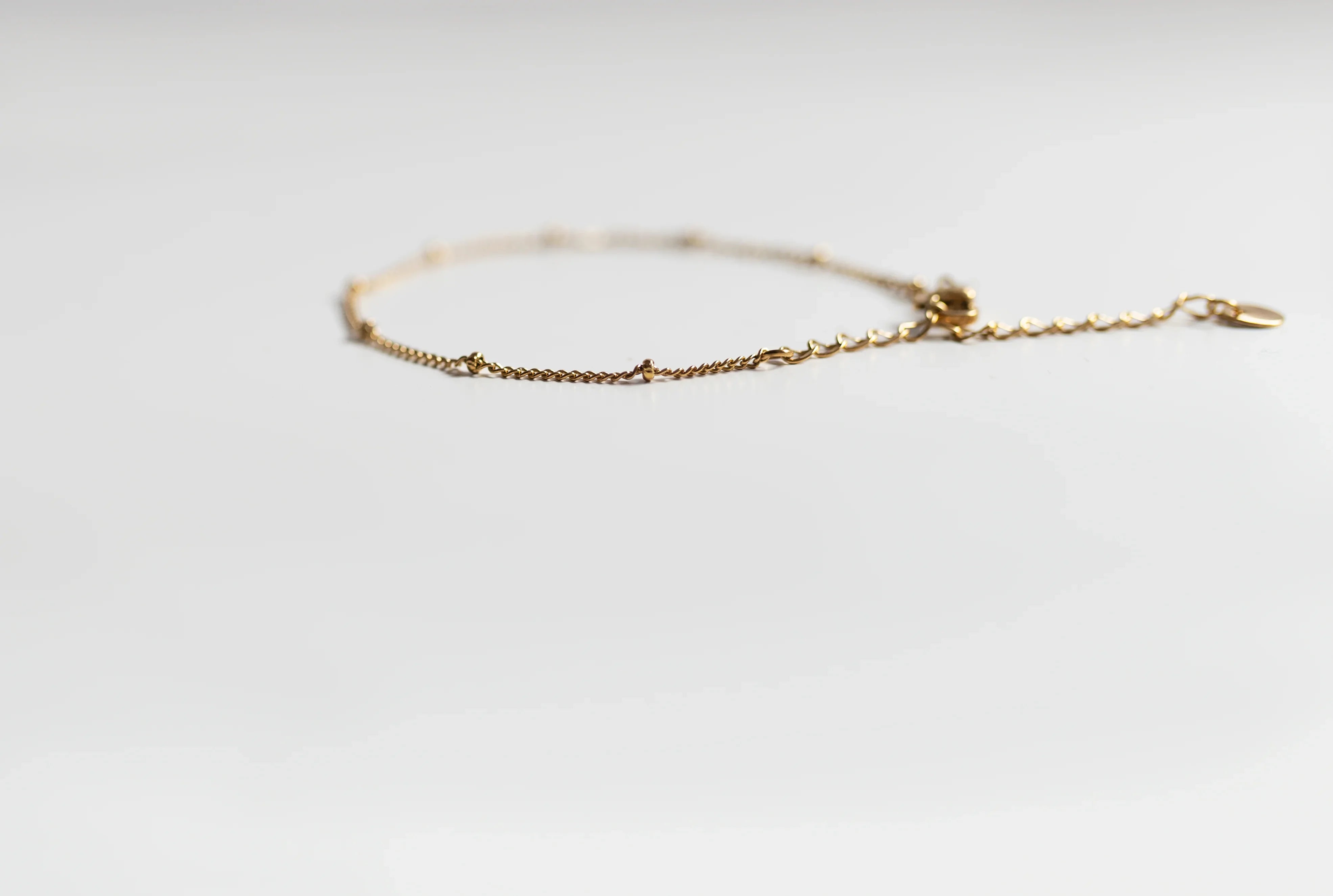 Cadena de Muñeca Delicada con Extensor - Hipoalergénica